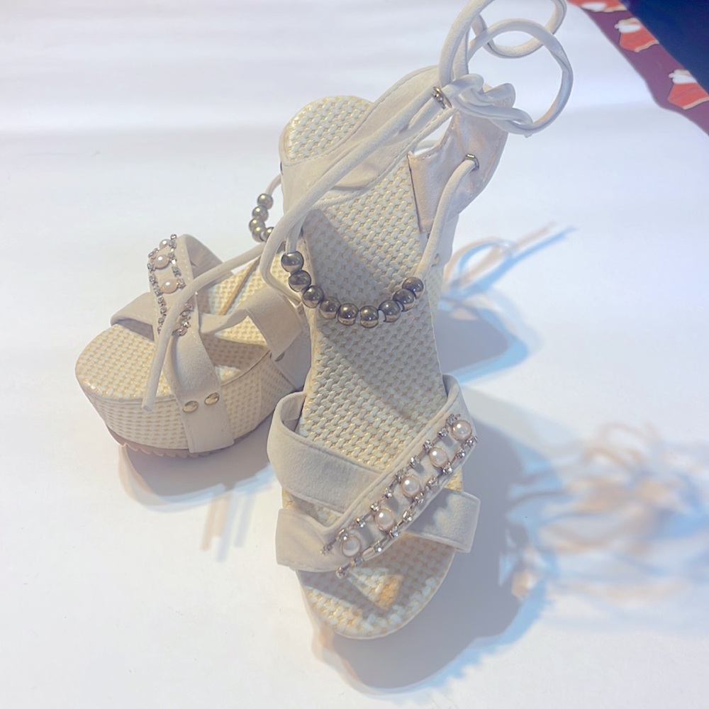 Sandals - Picture 3 of 3